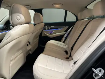 MERCEDES-BENZ E300d 4M  1. HAND NIGHT PAKET MASSAGE SITZ