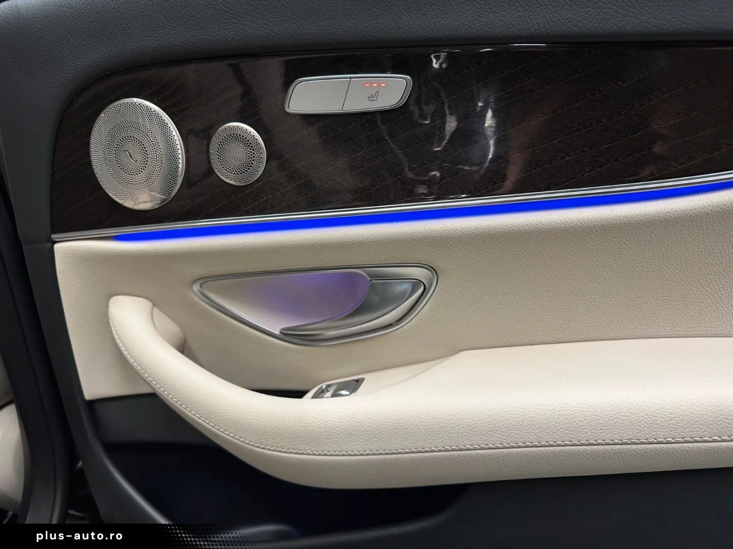 MERCEDES-BENZ E300d 4M  1. HAND NIGHT PAKET MASSAGE SITZ