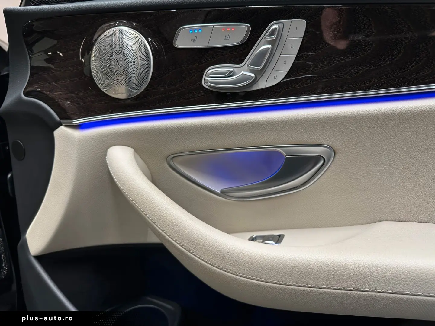 MERCEDES-BENZ E300d 4M  1. HAND NIGHT PAKET MASSAGE SITZ