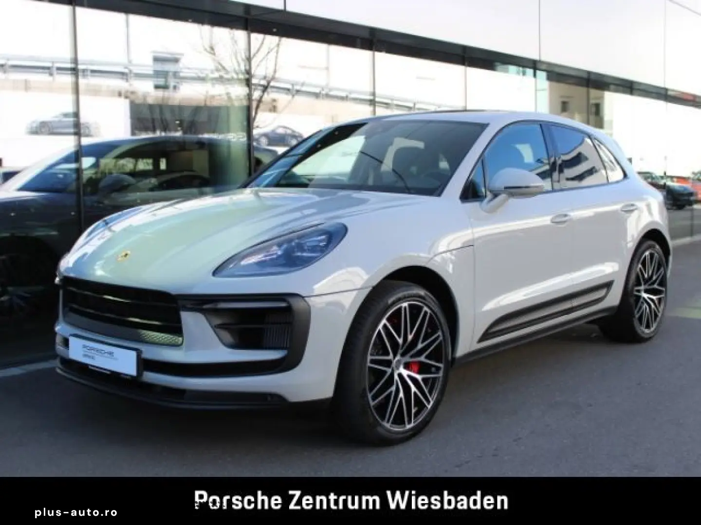 PORSCHE Macan S