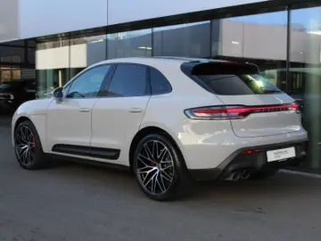 PORSCHE Macan S