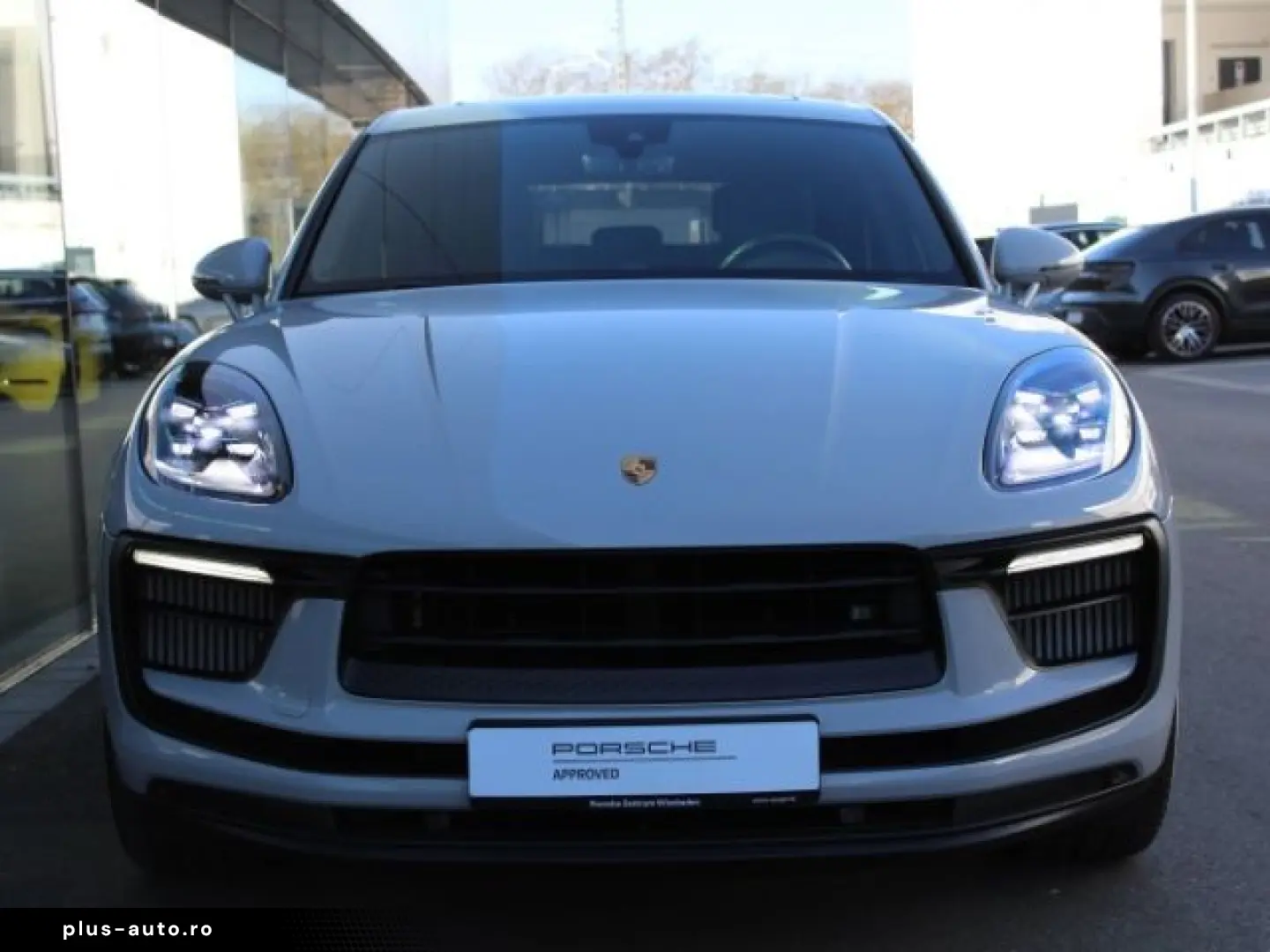 PORSCHE Macan S