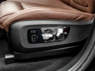 BMW X5 xDrive40d M SPORT HuD H K PANO HuD DA PROF 36