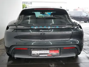 PORSCHE Taycan Cross Turismo 4 P-Display PANO Sitzklima
