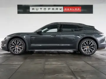 PORSCHE Taycan Cross Turismo 4 P-Display PANO Sitzklima