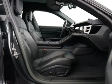 PORSCHE Taycan Cross Turismo 4 P-Display PANO Sitzklima