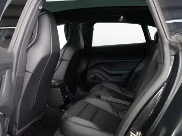 PORSCHE Taycan Cross Turismo 4 P-Display PANO Sitzklima