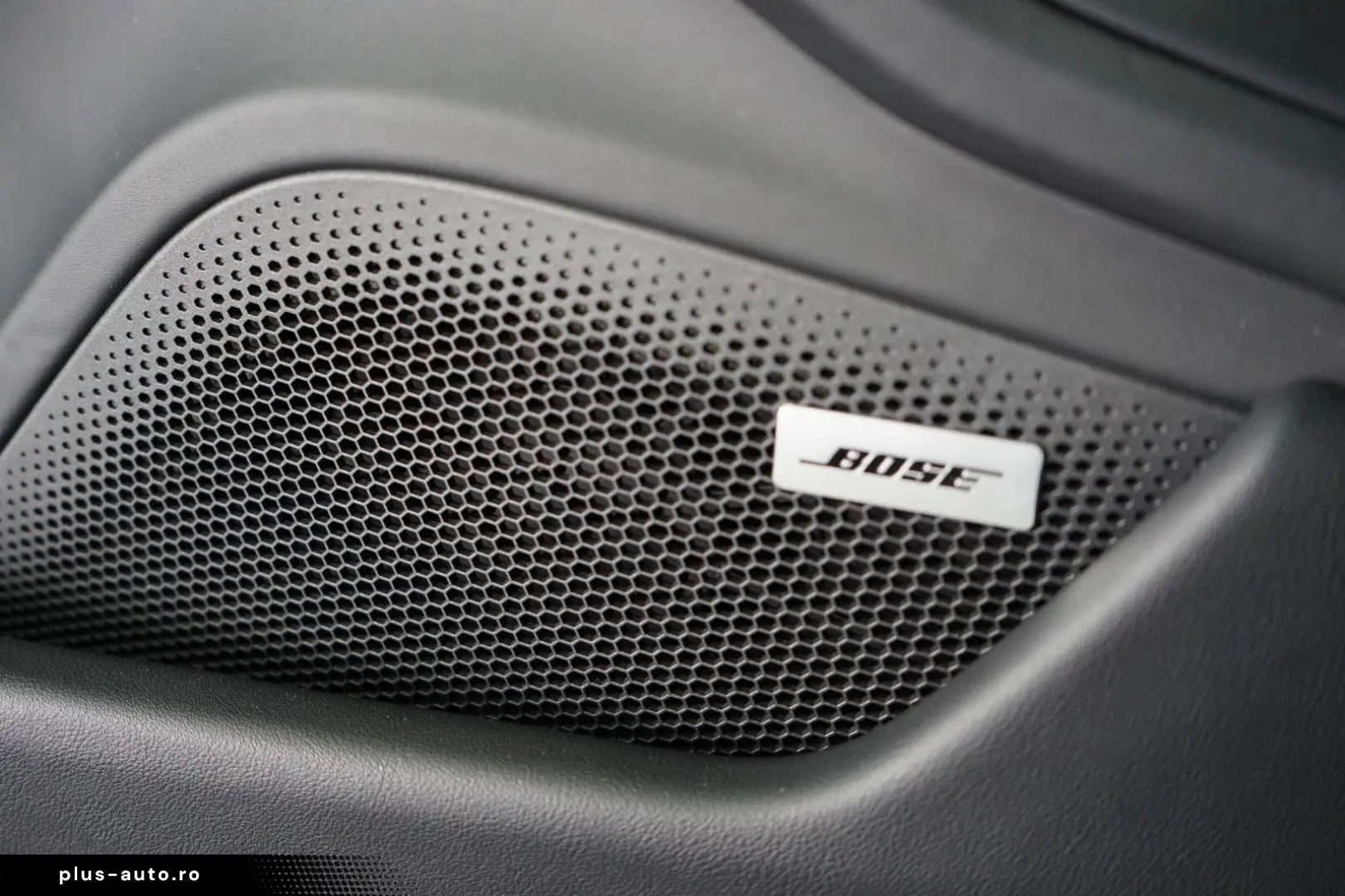 PORSCHE Taycan Cross Turismo 4 P-Display PANO Sitzklima