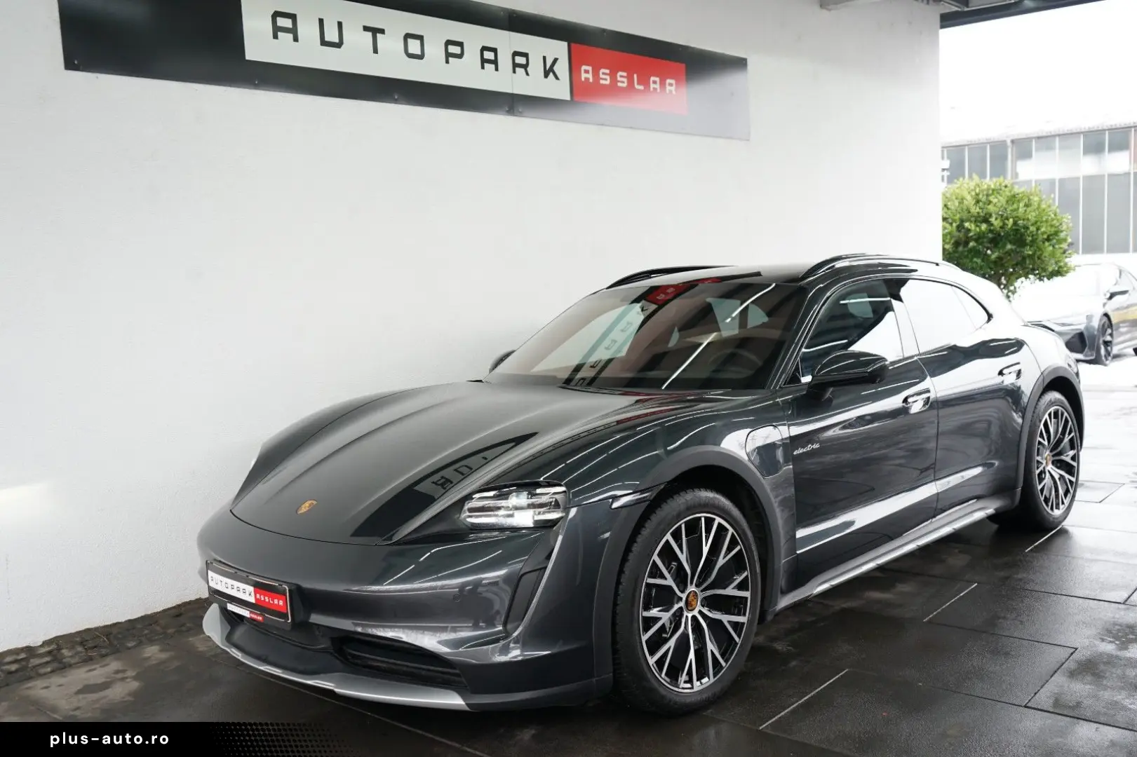 PORSCHE Taycan Cross Turismo 4 P-Display PANO Sitzklima