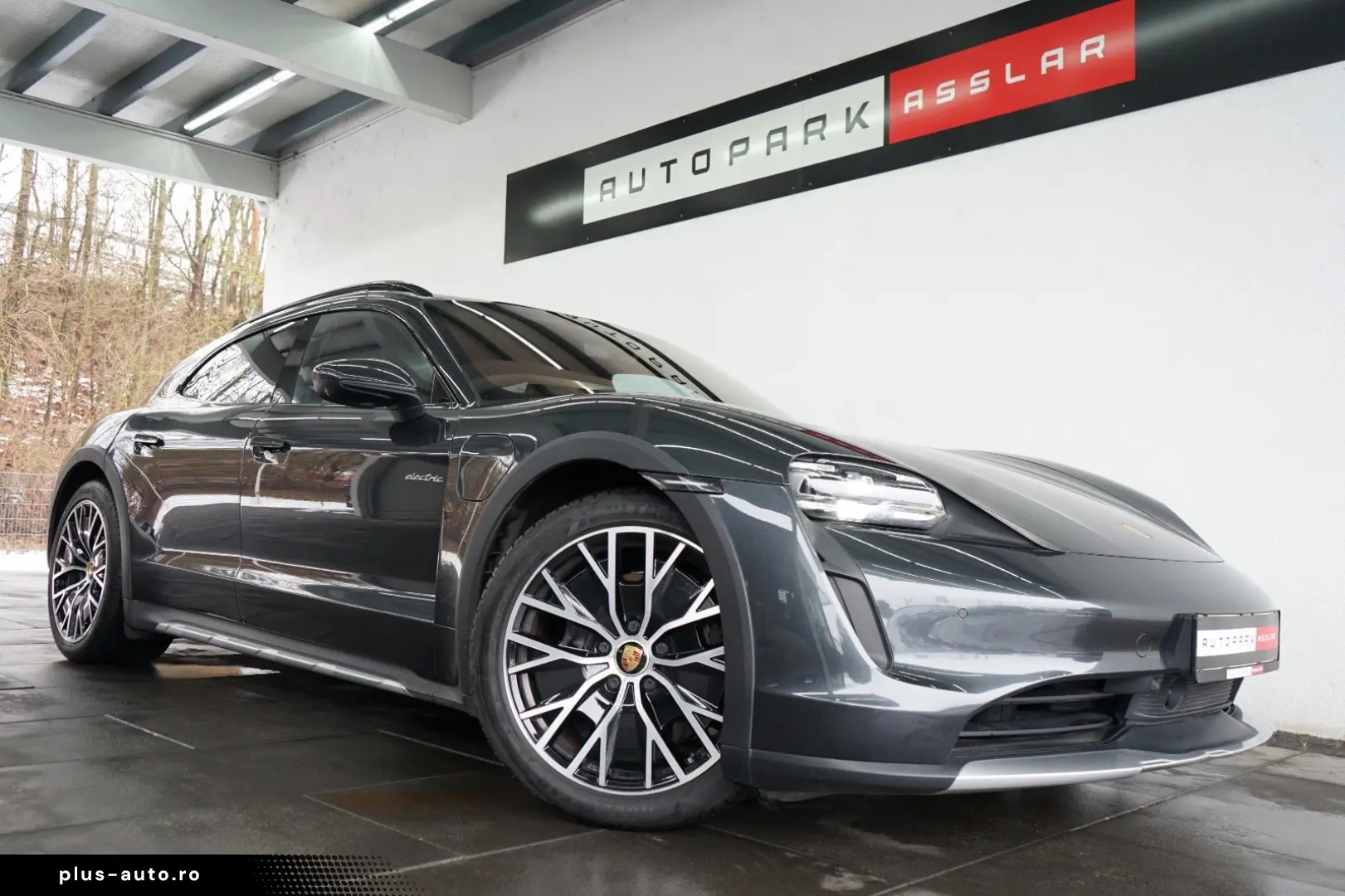 PORSCHE Taycan Cross Turismo 4 P-Display PANO Sitzklima