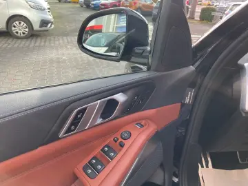 BMW X5 xDrive40d M SPORT PANO LASER PA  HUD MERINO