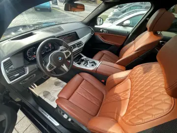 BMW X5 xDrive40d M SPORT PANO LASER PA  HUD MERINO