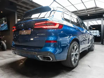 BMW X5 xDrive 45e M Sport H&K Luftfahrwerk Massage