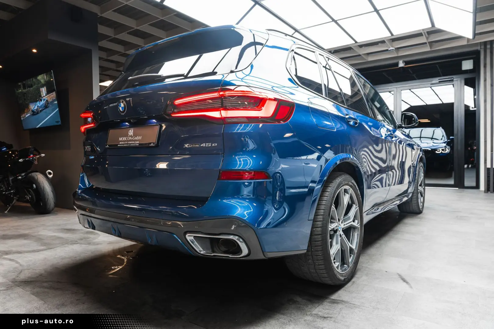 BMW X5 xDrive 45e M Sport H&K Luftfahrwerk Massage
