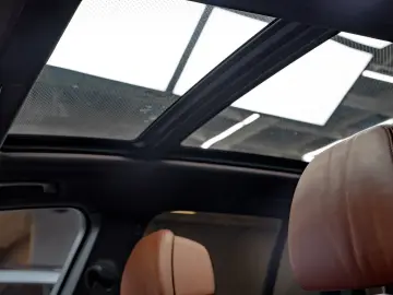 BMW X5 xDrive 45e M Sport H&K Luftfahrwerk Massage