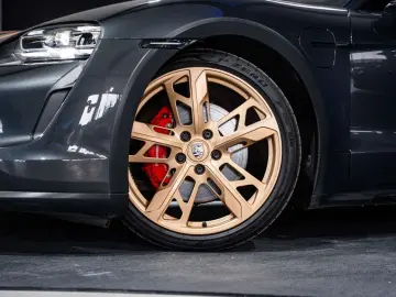 PORSCHE Taycan 4S Cross Turismo - Passenger Display - Sp