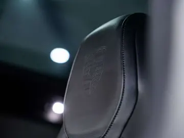 PORSCHE Taycan 4S Cross Turismo - Passenger Display - Sp