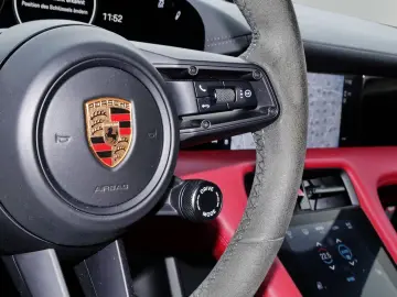 PORSCHE Taycan Sport Turismo
