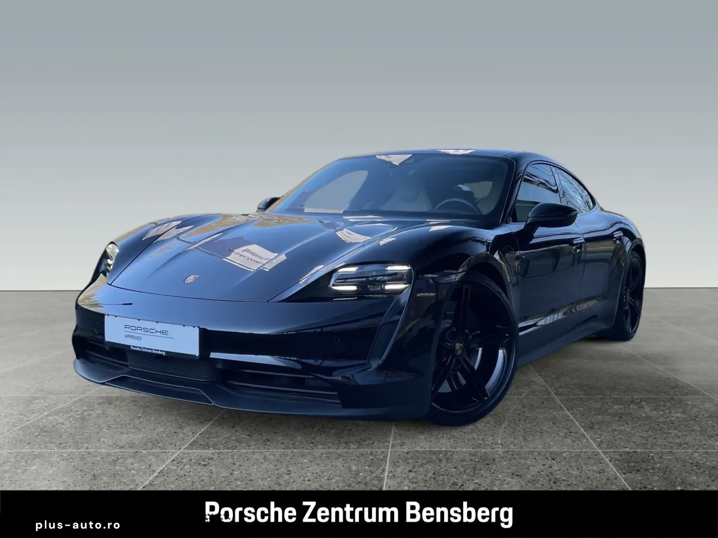 PORSCHE Taycan 4S
