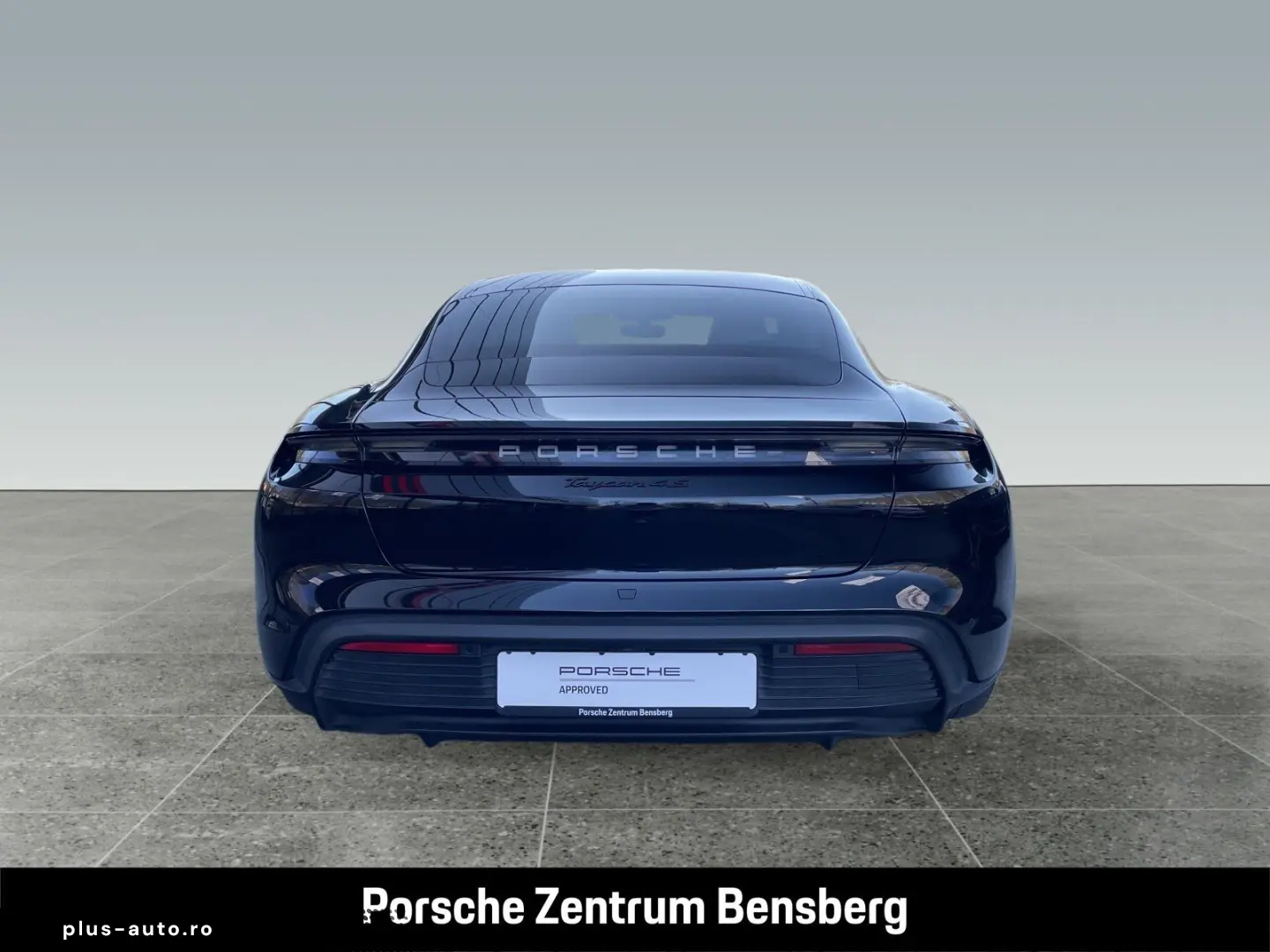 PORSCHE Taycan 4S
