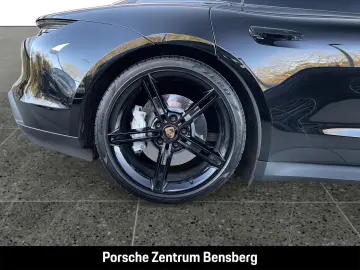 PORSCHE Taycan 4S