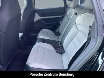 PORSCHE Taycan 4S