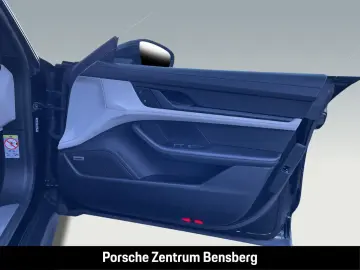 PORSCHE Taycan 4S