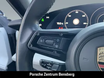PORSCHE Taycan 4S