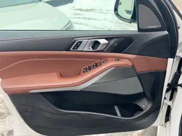 BMW X5 xDrive 45e    M-Sport Laser ACC Luft 360  H&K