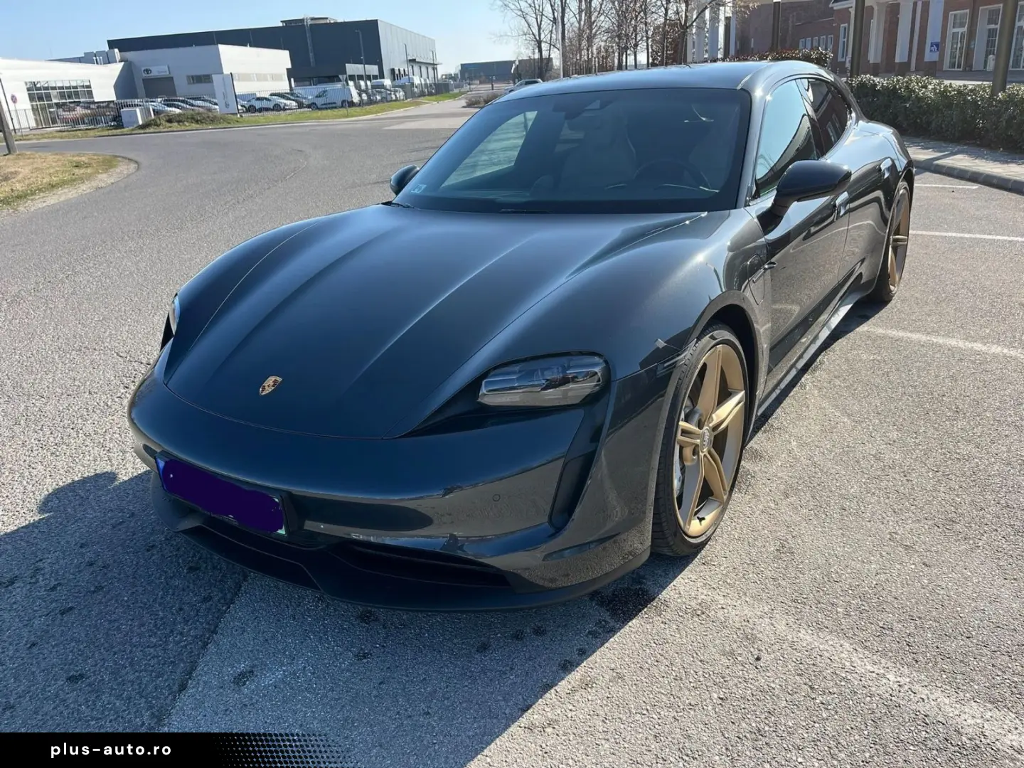PORSCHE Taycan Sport Turismo Basis PASM CHRONO PANO STZH