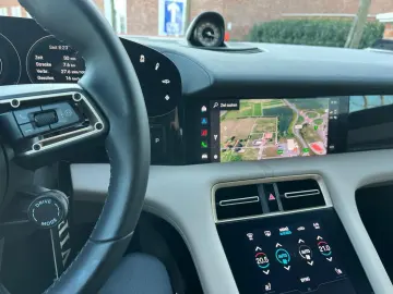 PORSCHE Taycan Sport Turismo Basis PASM CHRONO PANO STZH