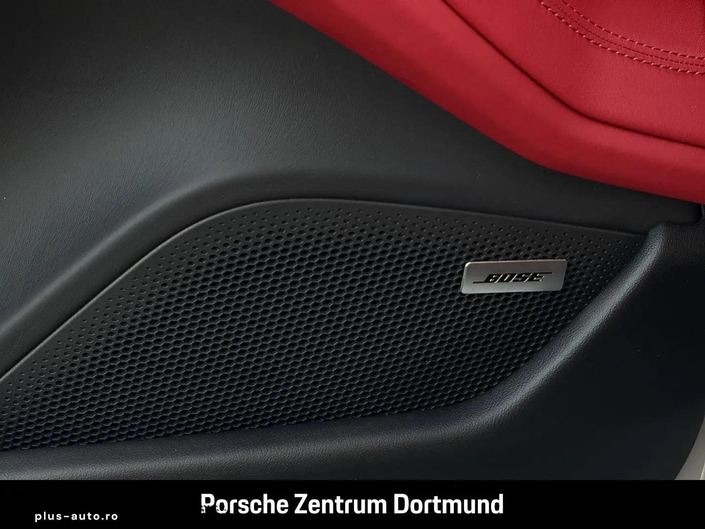 PORSCHE Taycan 4 Cross Turismo HA-Lenkung InnoDrive BOSE