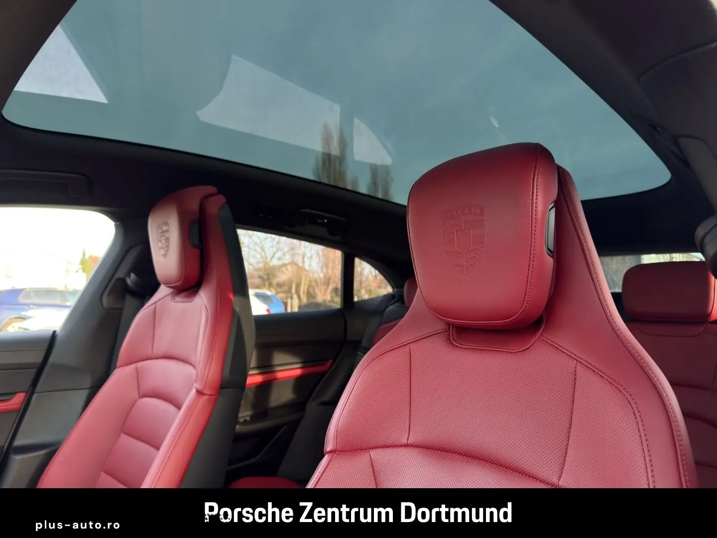 PORSCHE Taycan 4 Cross Turismo HA-Lenkung InnoDrive BOSE