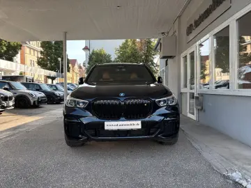 BMW X5 xDrive 45 e M Sport Pano 21  Headup AHK Night