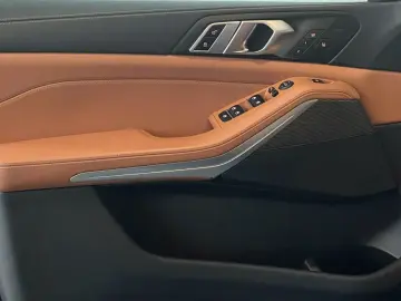 BMW X5 xDrive40d M-Sport NAVI LASER 360  AHK STANDHZ