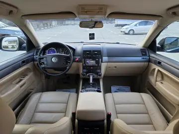 VW Touareg 2008 3.0 V6 TDI 240 CP automata