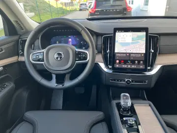 Volvo XC90 B5 B AWD Geartronic Plus Bright FACELIFT