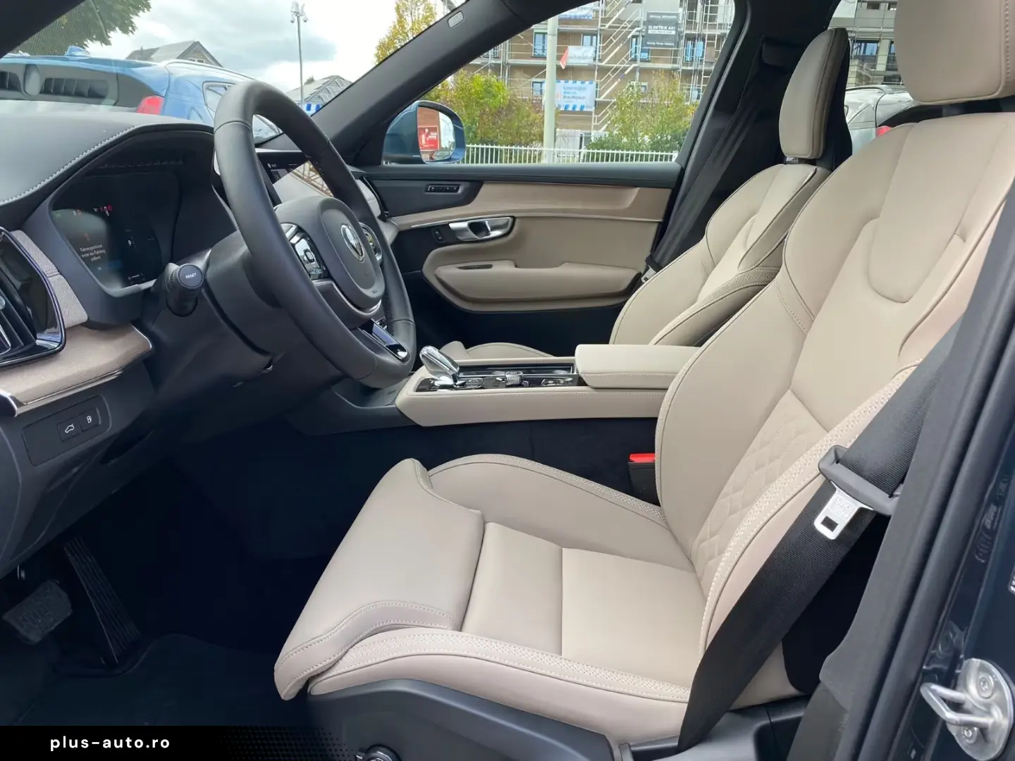 Volvo XC90 T8 Plus Bright Recharge Plug-In Hybrid AWD