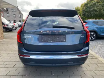 Volvo XC90 T8 Plus Bright Recharge Plug-In Hybrid AWD