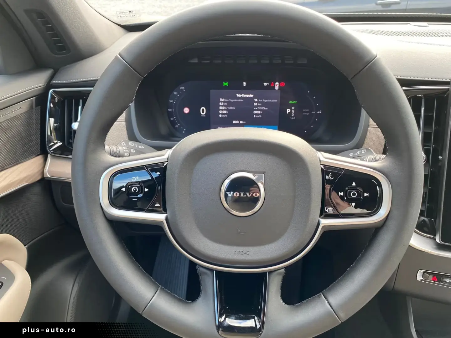 Volvo XC90 T8 Plus Bright Recharge Plug-In Hybrid AWD