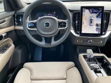 Volvo XC90 T8 Plus Bright Recharge Plug-In Hybrid AWD