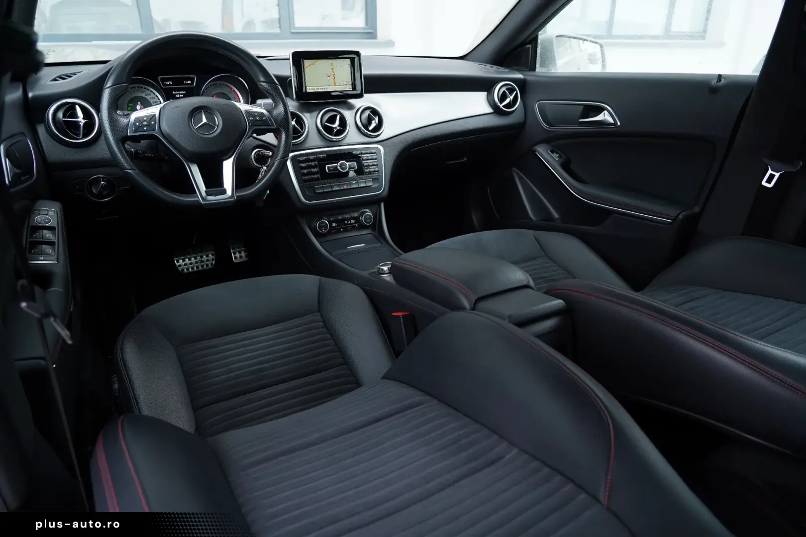 Mercedes-Benz CLA ver-220