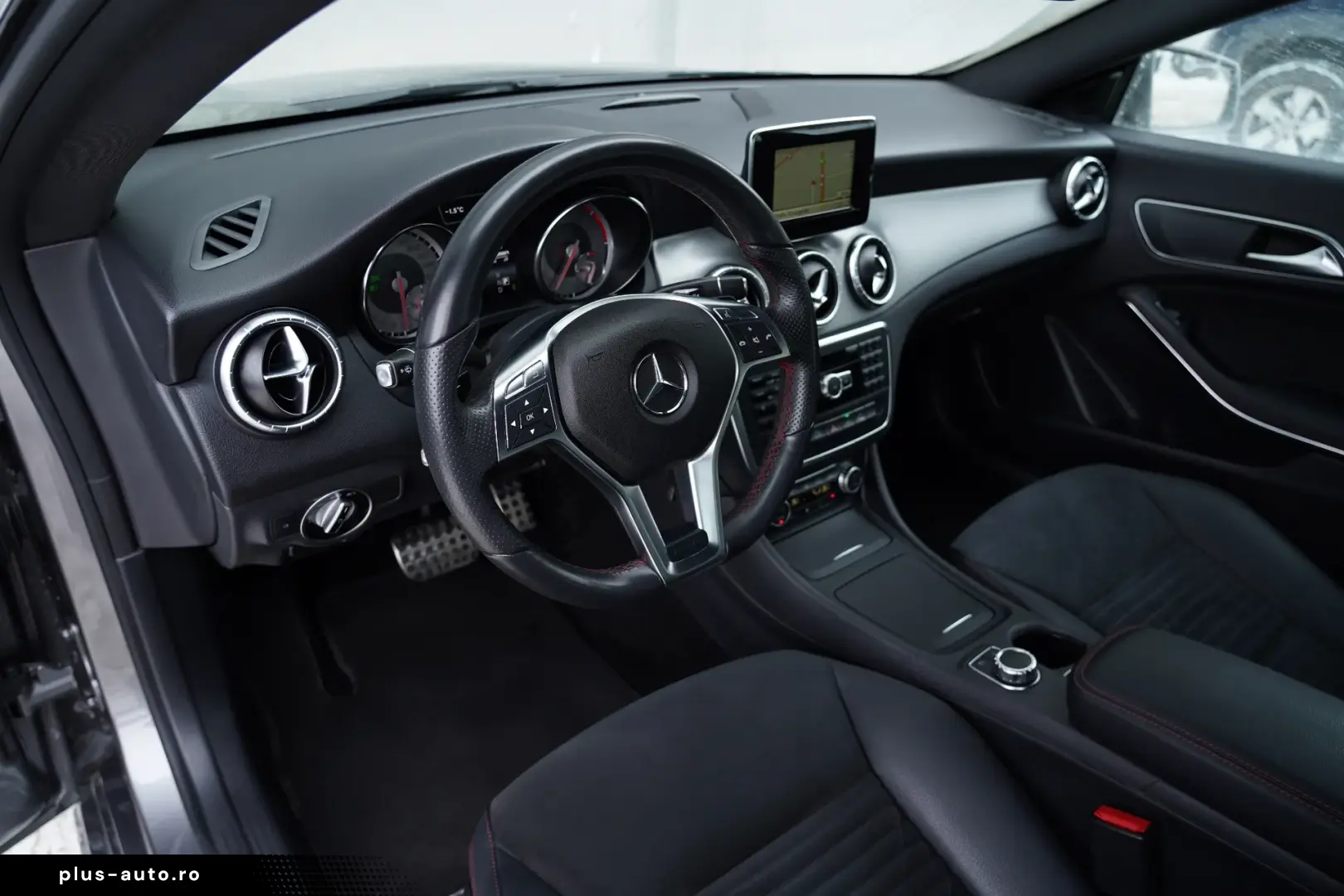 Mercedes-Benz CLA ver-220