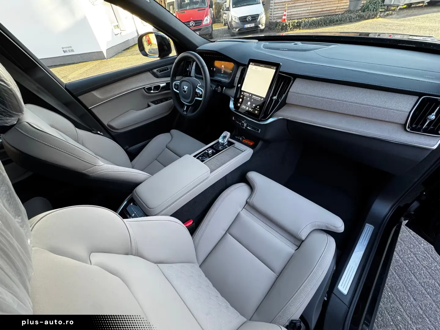 Volvo XC 90 T8 Plus Dark  PANO HEAD-UP