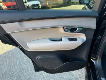 Volvo XC 90 T8 Plus Dark  PANO HEAD-UP