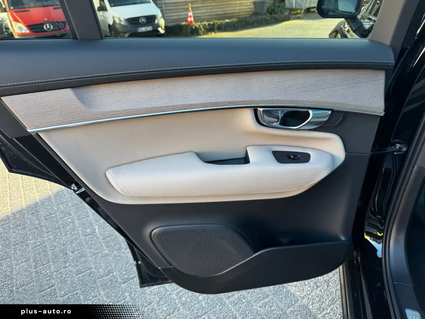 Volvo XC 90 T8 Plus Dark  PANO HEAD-UP