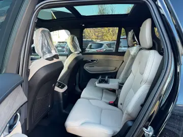 Volvo XC 90 T8 Plus Dark  PANO HEAD-UP