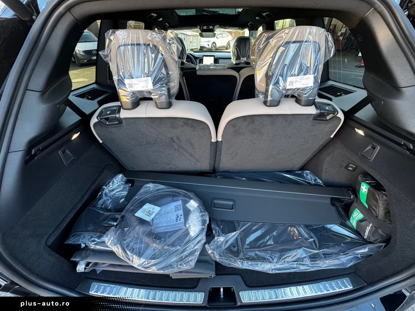 Volvo XC 90 T8 Plus Dark  PANO HEAD-UP