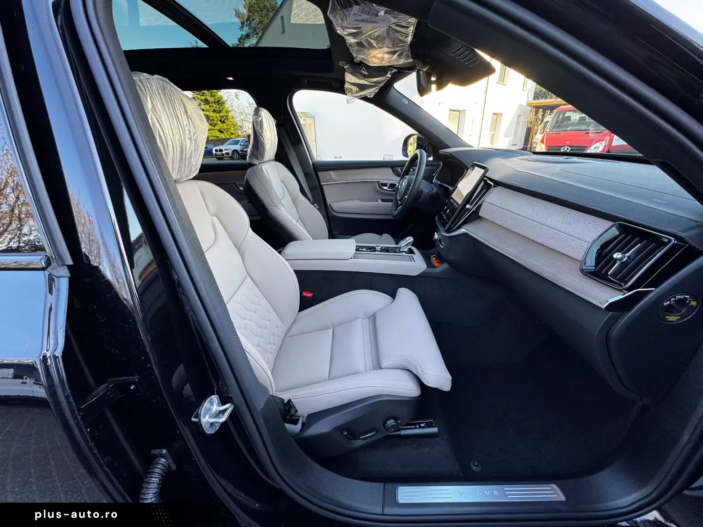 Volvo XC 90 T8 Plus Dark  PANO HEAD-UP