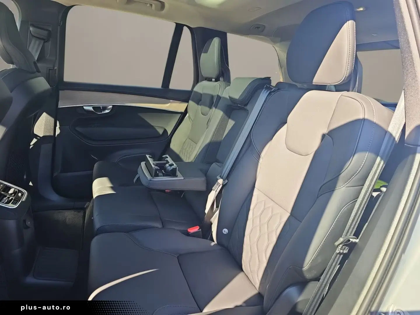 Volvo XC90 T8 Plus Dark COMMERCIAL SPECIAL PANO 360